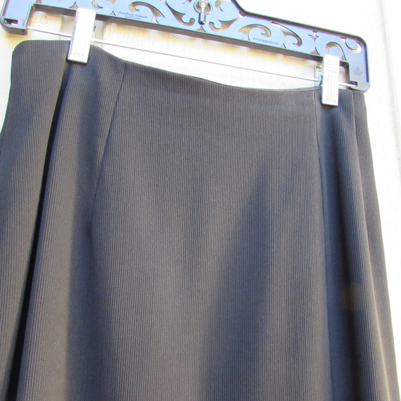 David N. Black Skirt NICE! ! - Picture 3 of 5